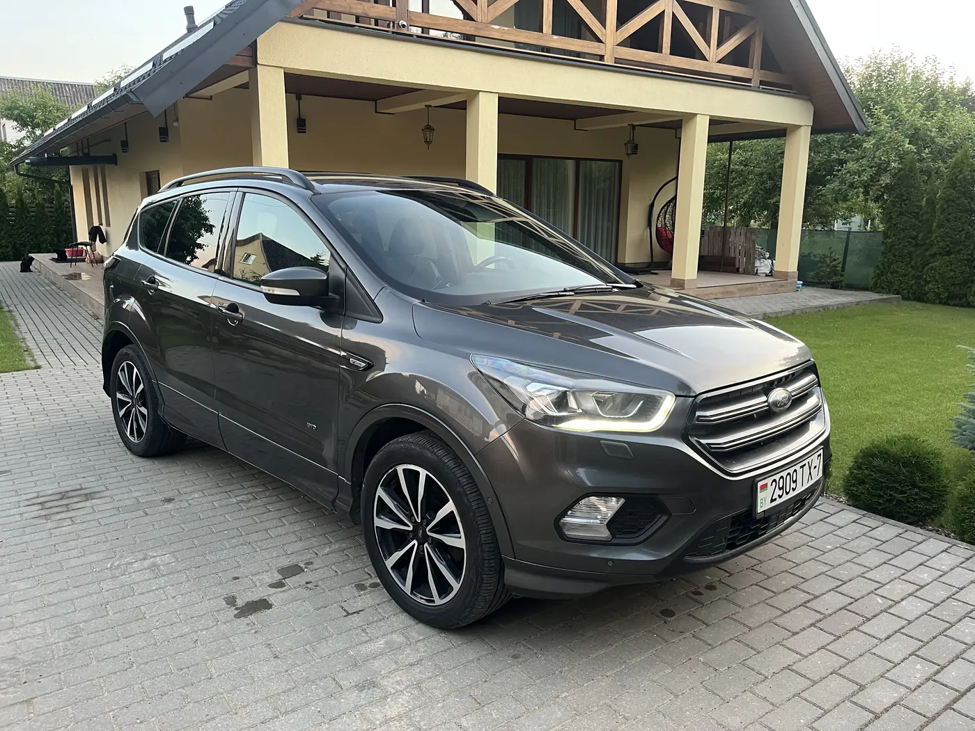 Ford Kuga II Рестайлинг, 2018