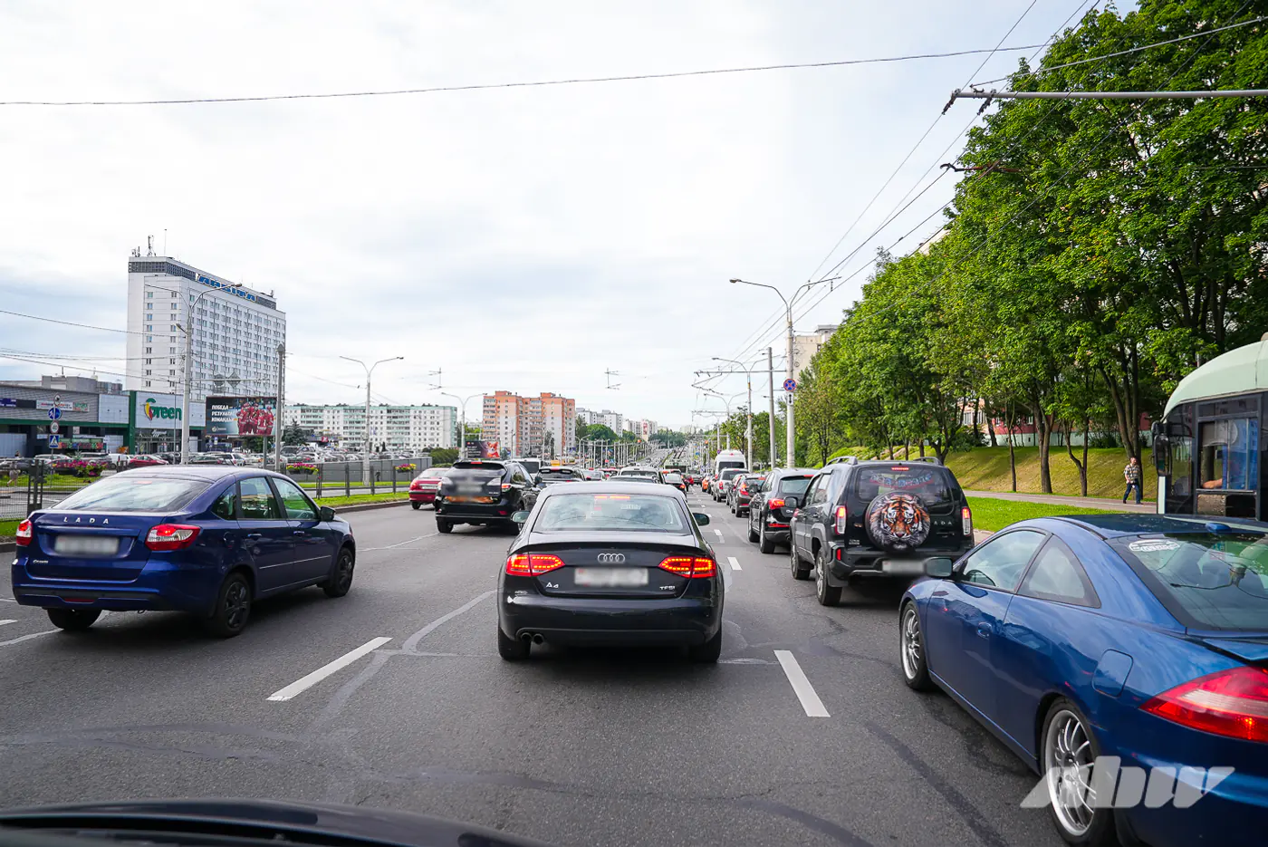 Автомобиль против электрички и маршрутки: кто быстрее доедет из Минска в Заславль?