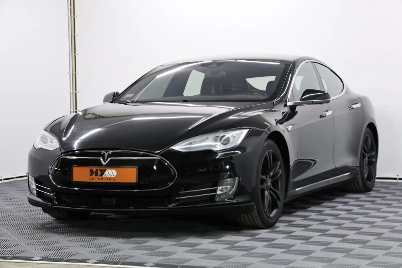Tesla Model S I, 2015