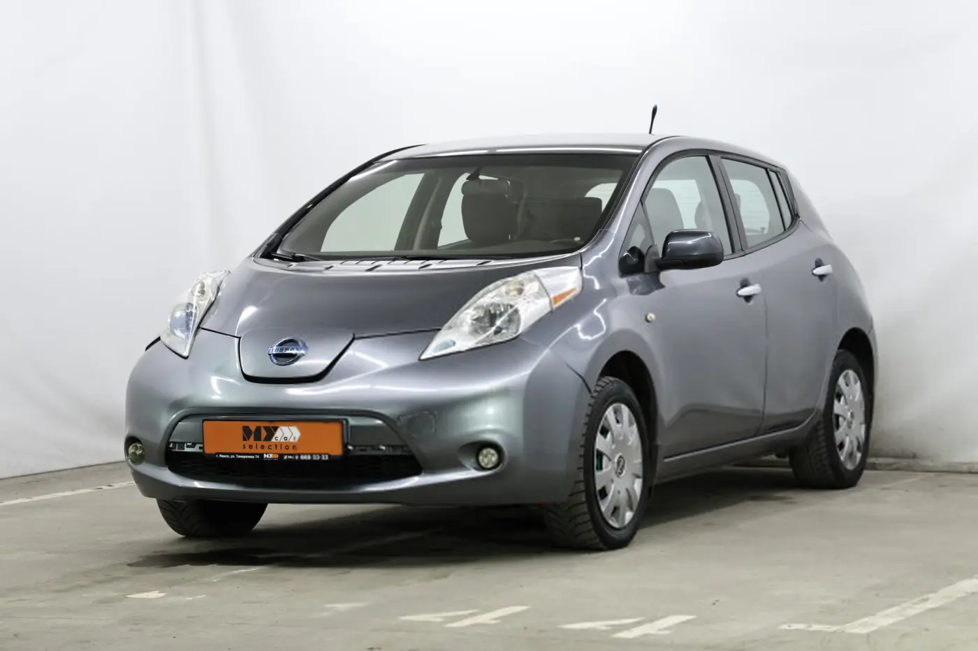 Nissan Leaf I (ZE0/AZE0), 2013