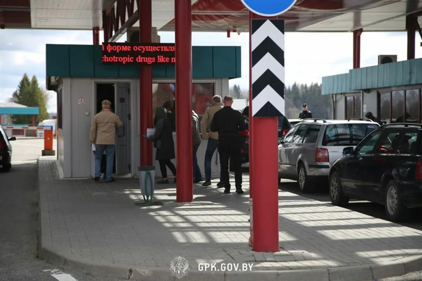 Пограничники показали, с какими паспортами не пустят через границу