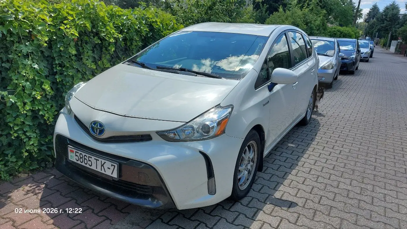 Toyota Prius v (+) I Рестайлинг (ZVW40/41), 2017