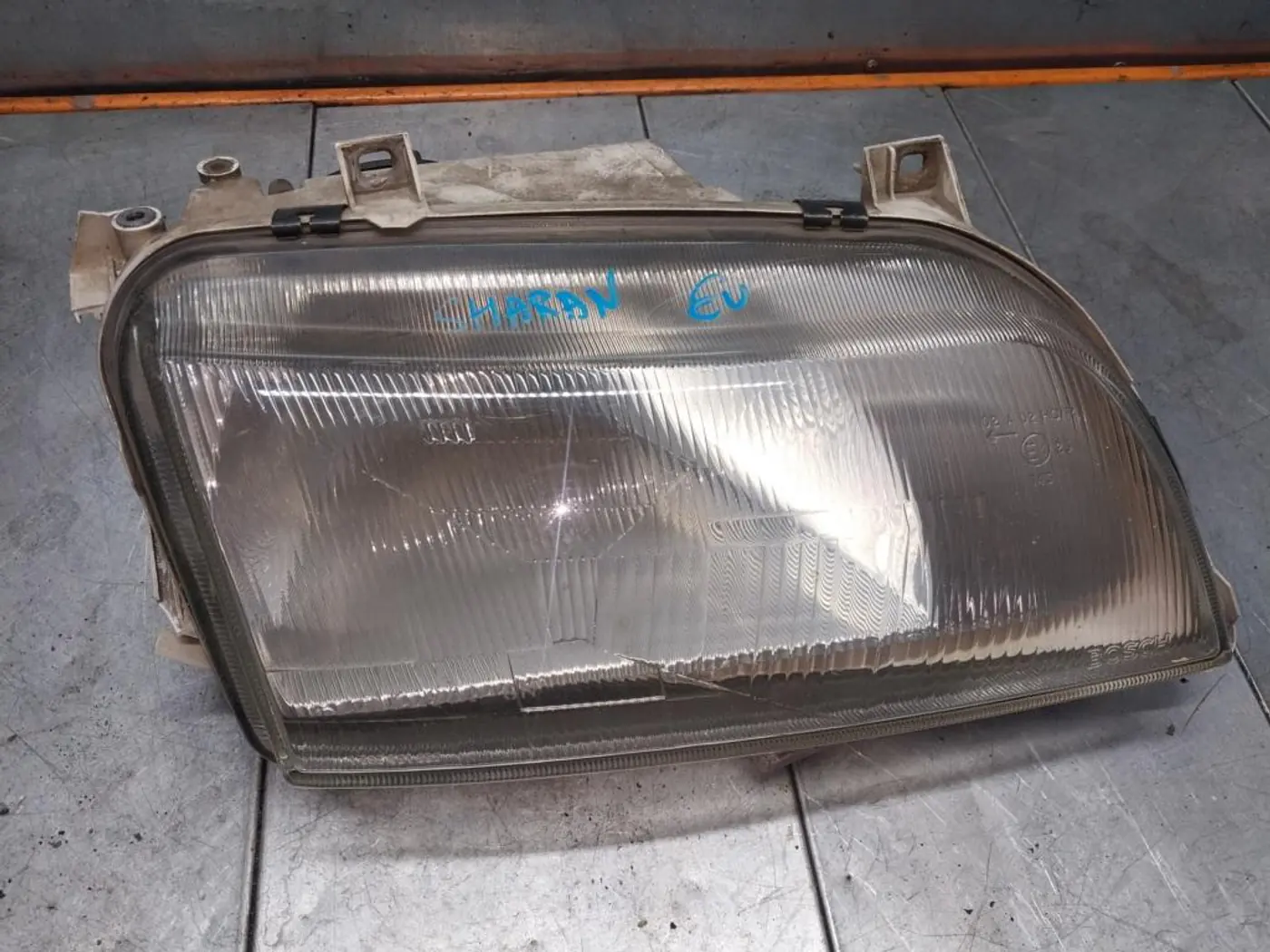 Фара правая к SEAT Alhambra 1999