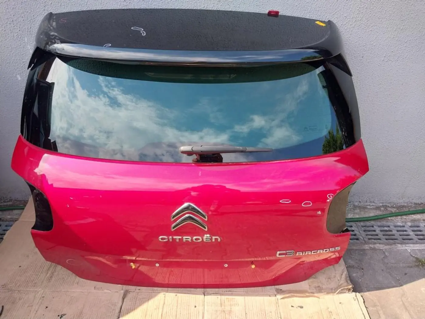 Крышка багажника (дверь 3-5) к Citroen C3 Aircross 2023