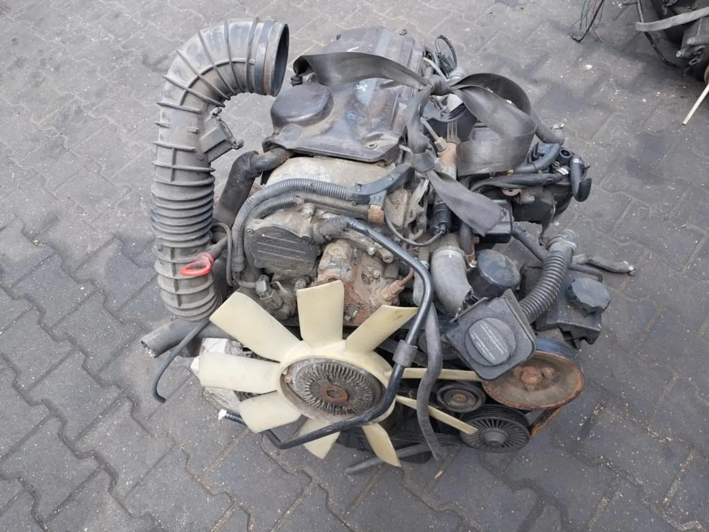Двигатель к Mercedes-Benz Vito 2006