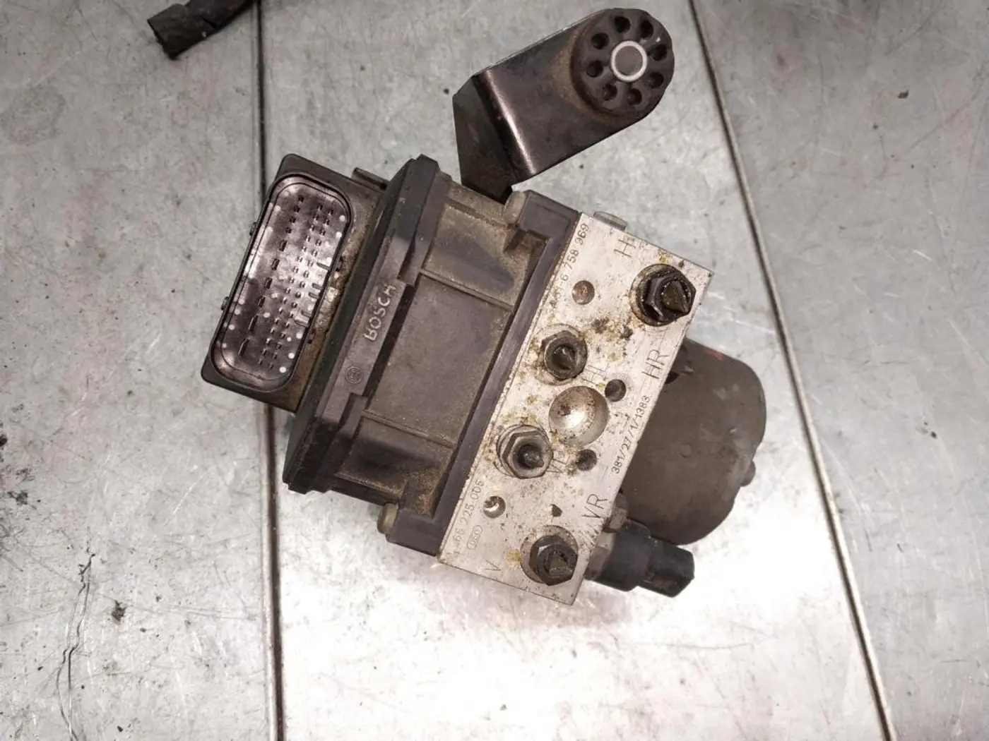 Блок ABS к BMW 5 2003
