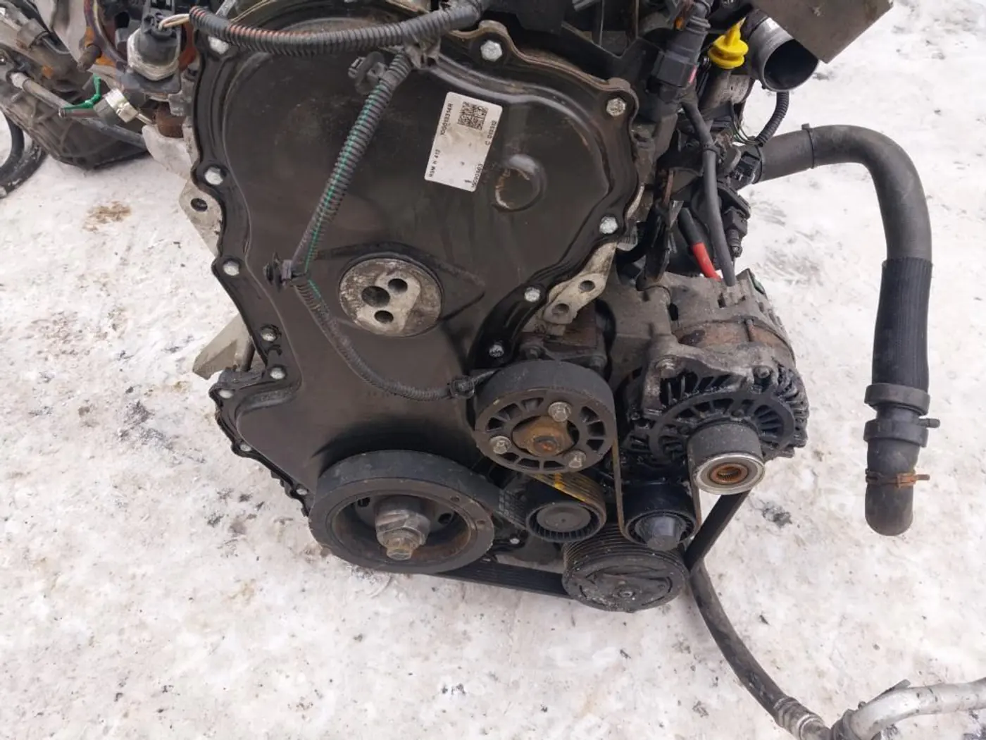 Двигатель к Opel Vivaro 2016