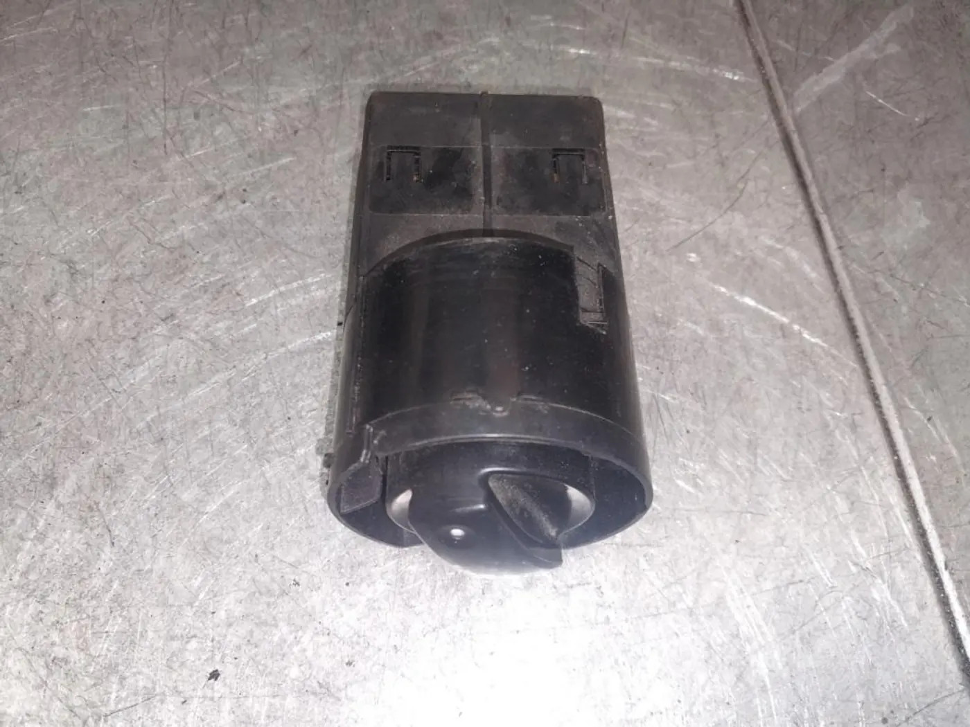 Переключатель света к Audi A6 2004