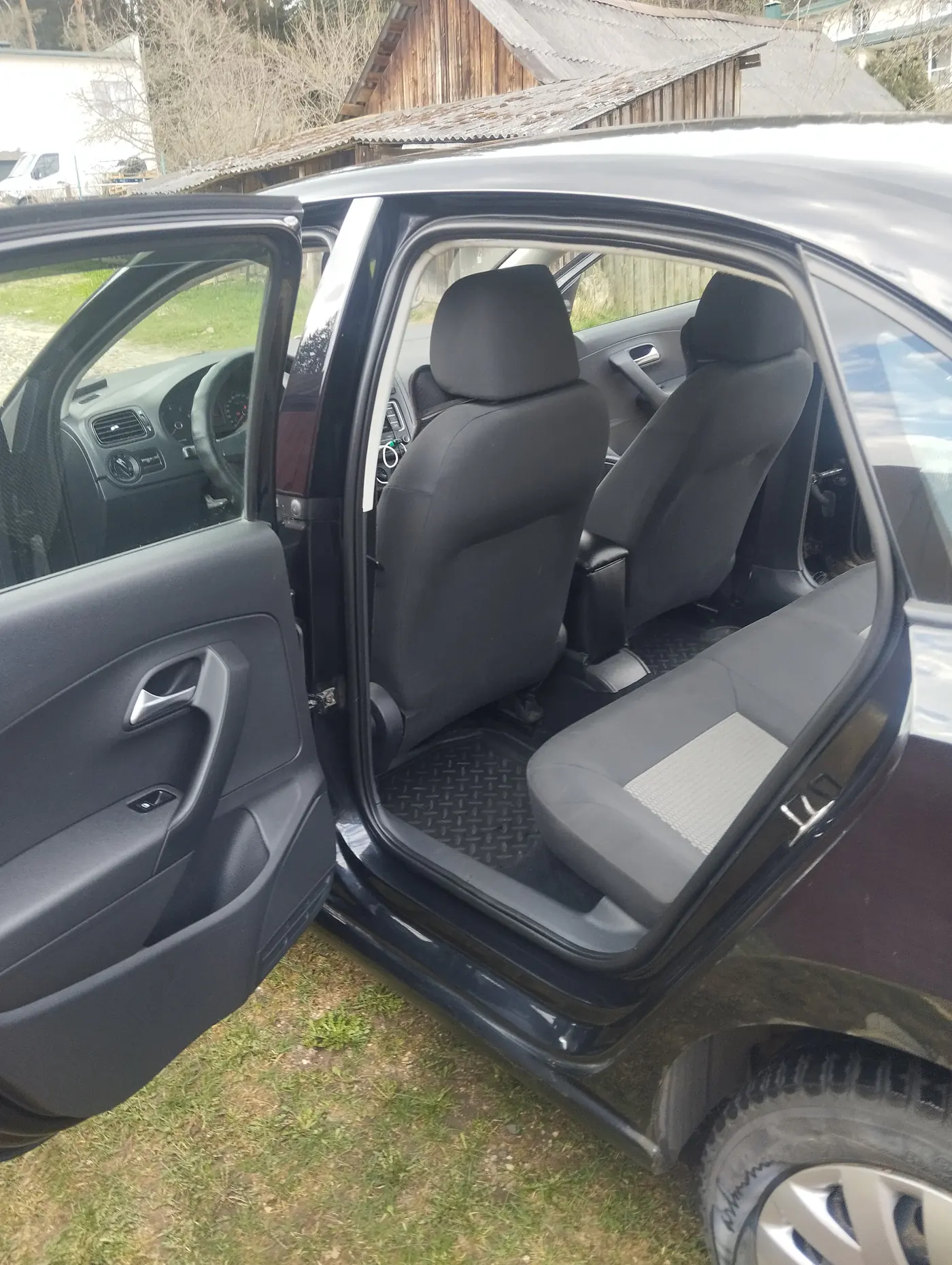 Volkswagen Polo V, 2011