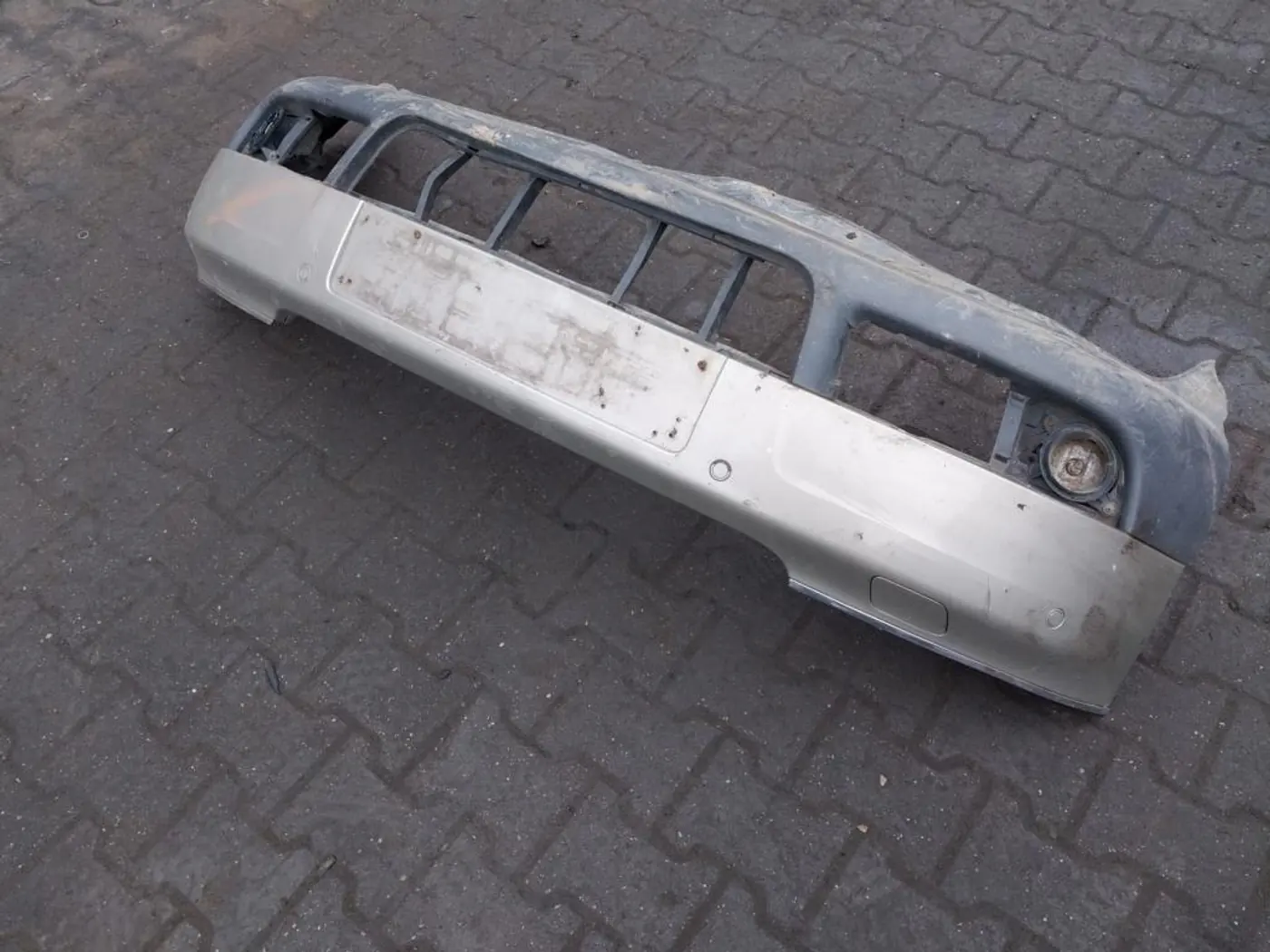 Бампер передний к Audi A6 2002