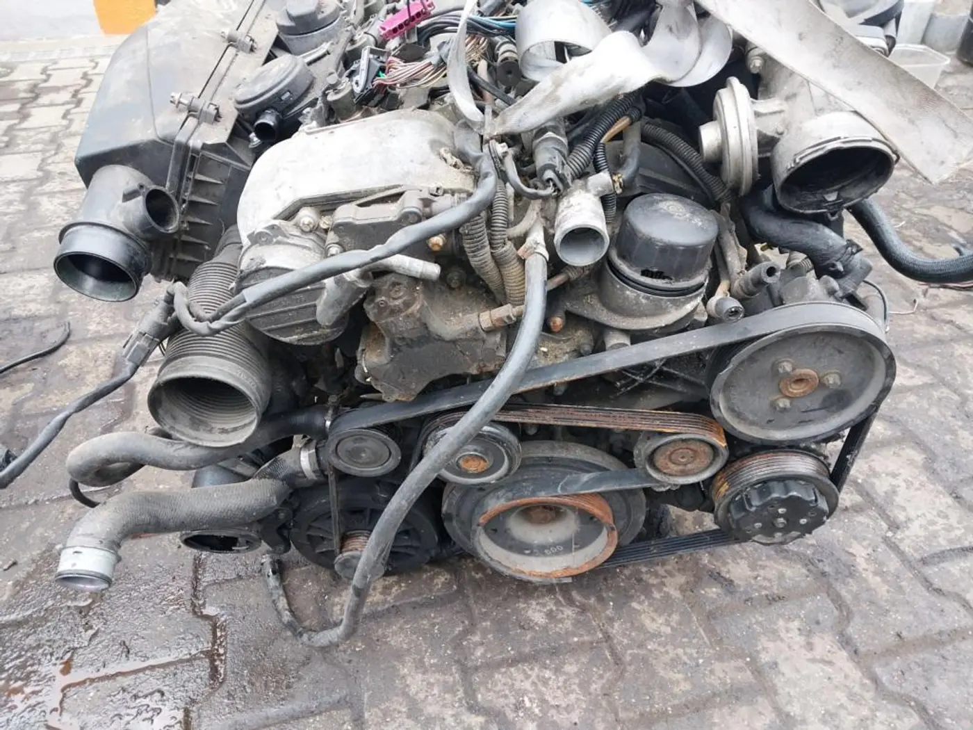 Двигатель к Mercedes-Benz E-klasse 2004