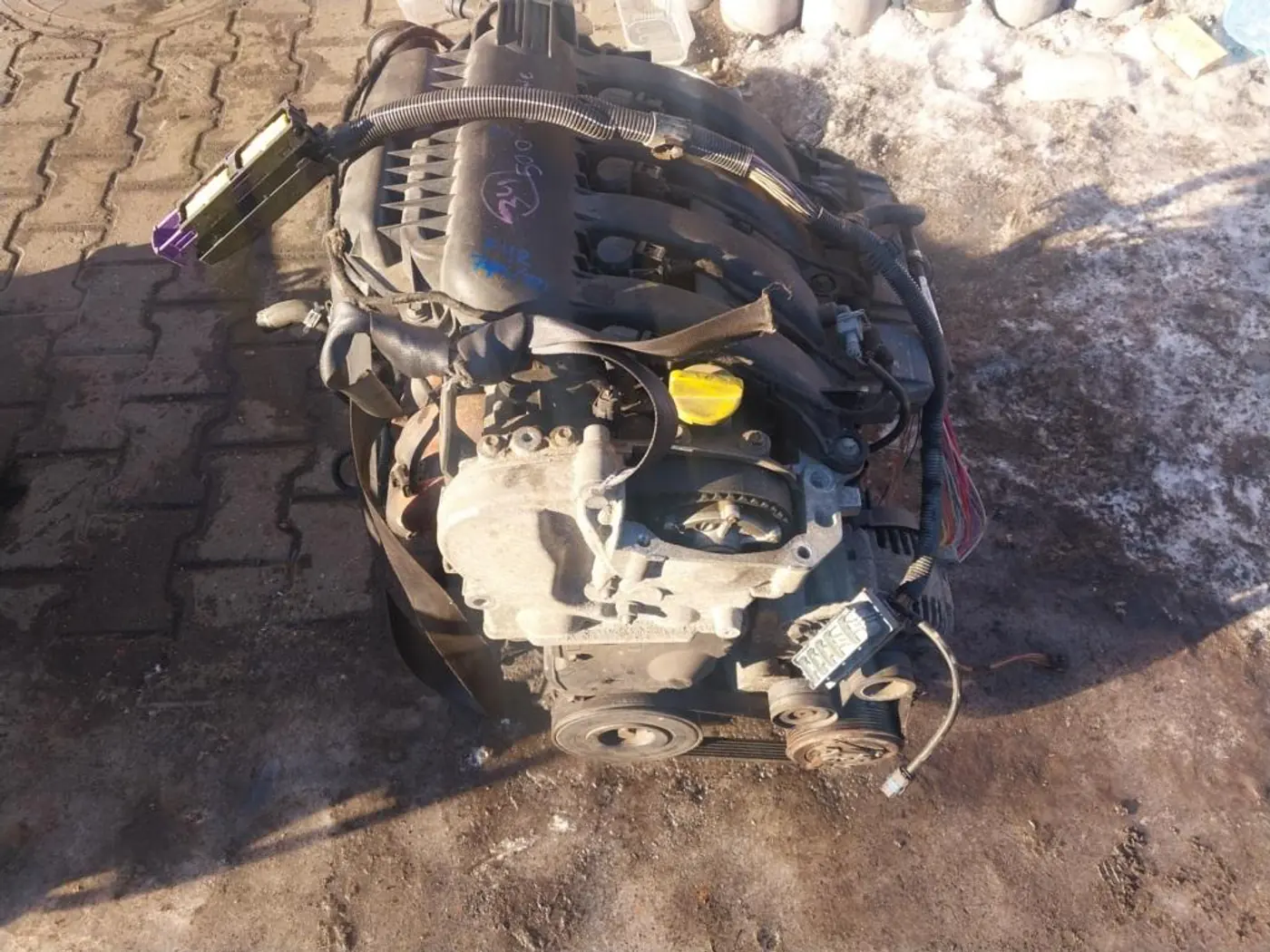 Двигатель к Renault Megane 2004