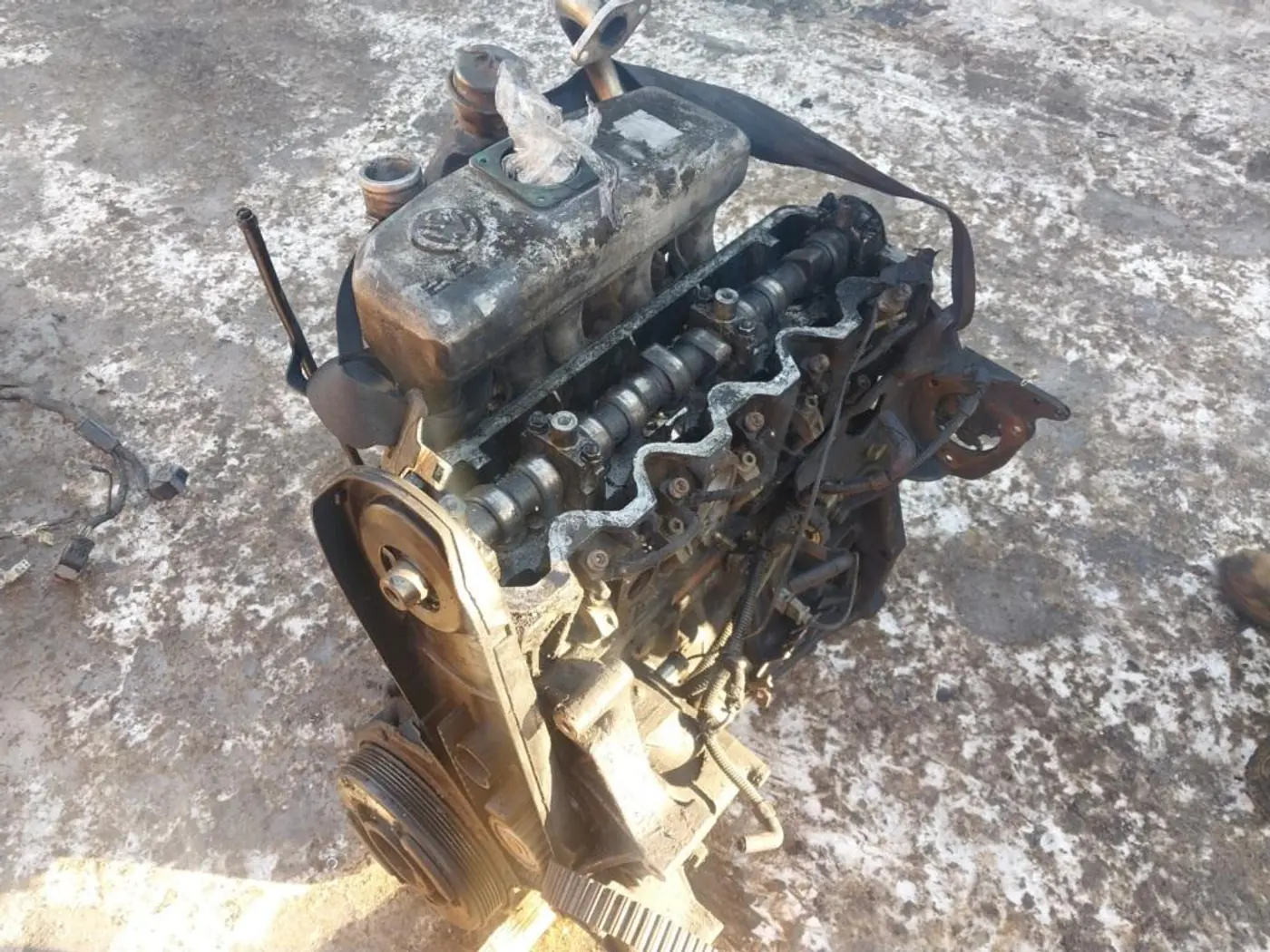 Двигатель к Volkswagen Transporter 1999