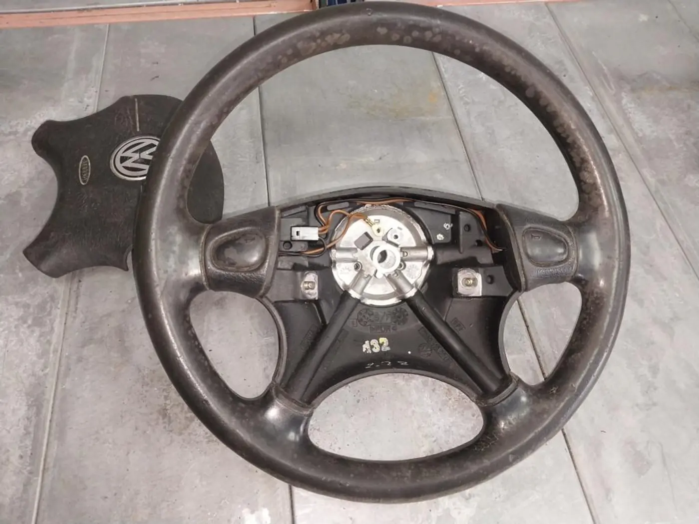 Руль к Volkswagen Sharan 1999