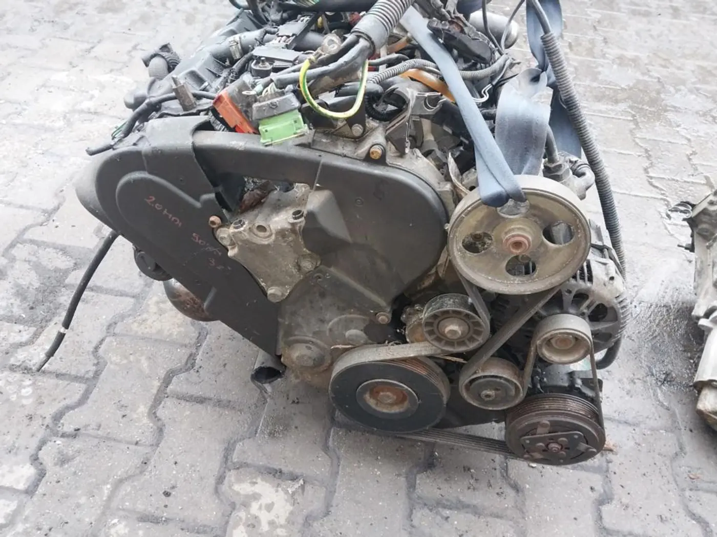 Двигатель к Peugeot 206 2004