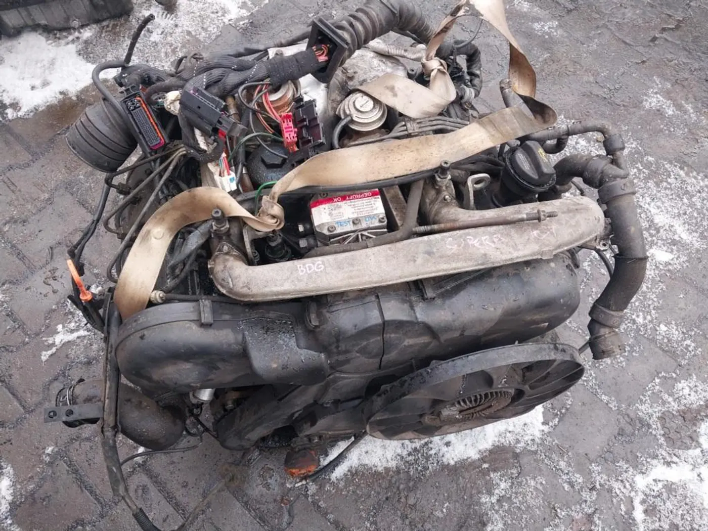 Двигатель к Audi A4 2004