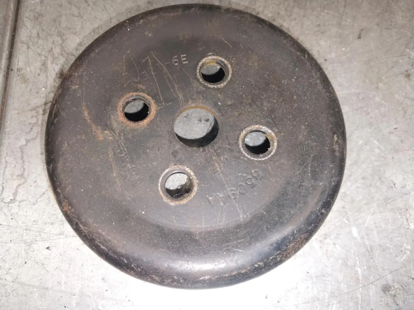 Шкив помпы к Ford Fiesta 2009