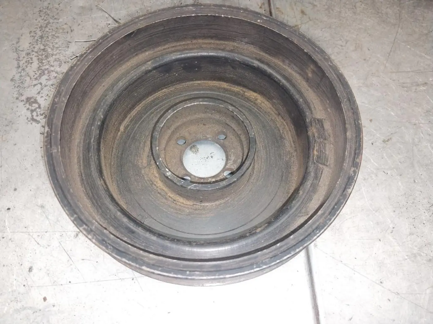 Шкив помпы к Mercedes-Benz 190 (W201) 1986