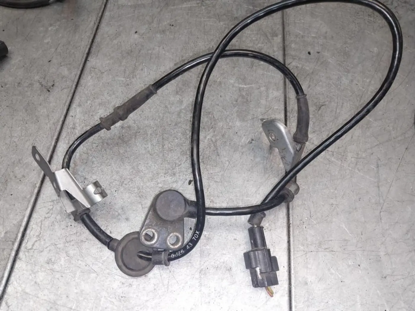 Датчик ABS к Mazda 626 1994