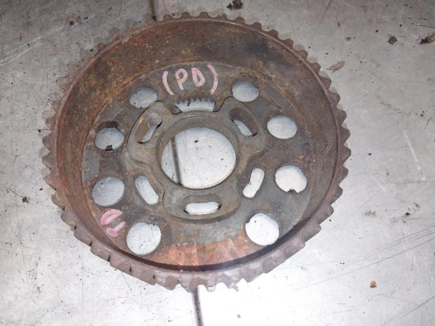 Шкив распредвала к Volkswagen Passat 2002