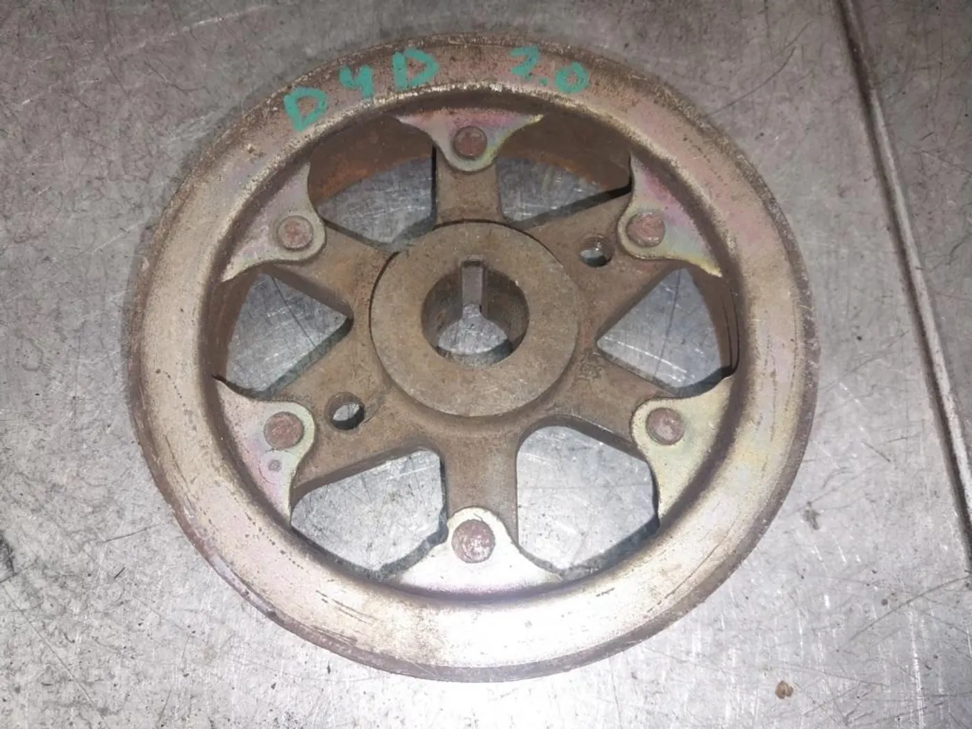 Шкив ТНВД к Toyota Previa 2002