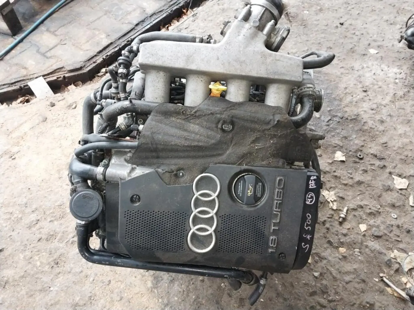 Двигатель к Audi A4 2005