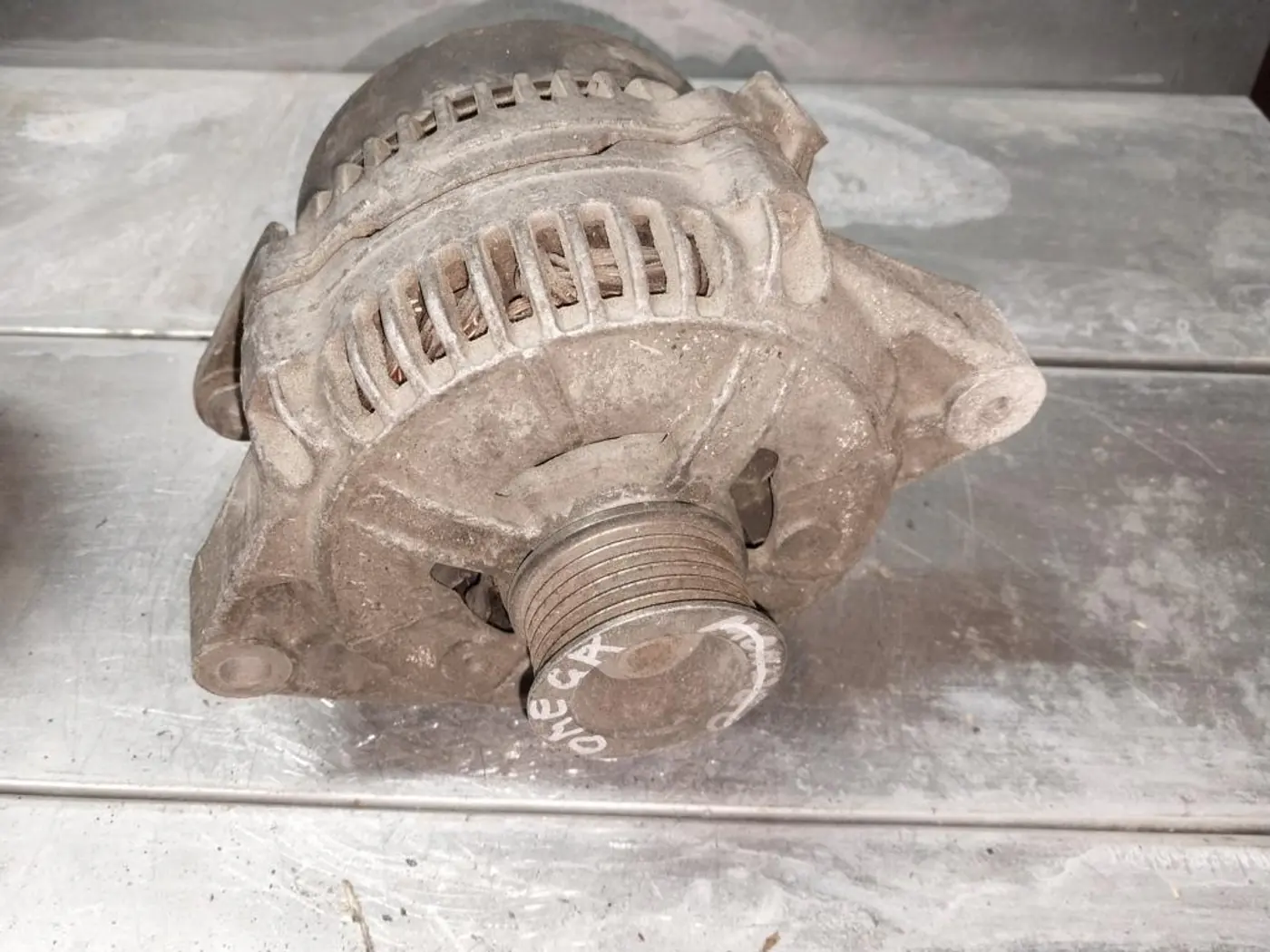 Генератор к Opel Corsa 1995