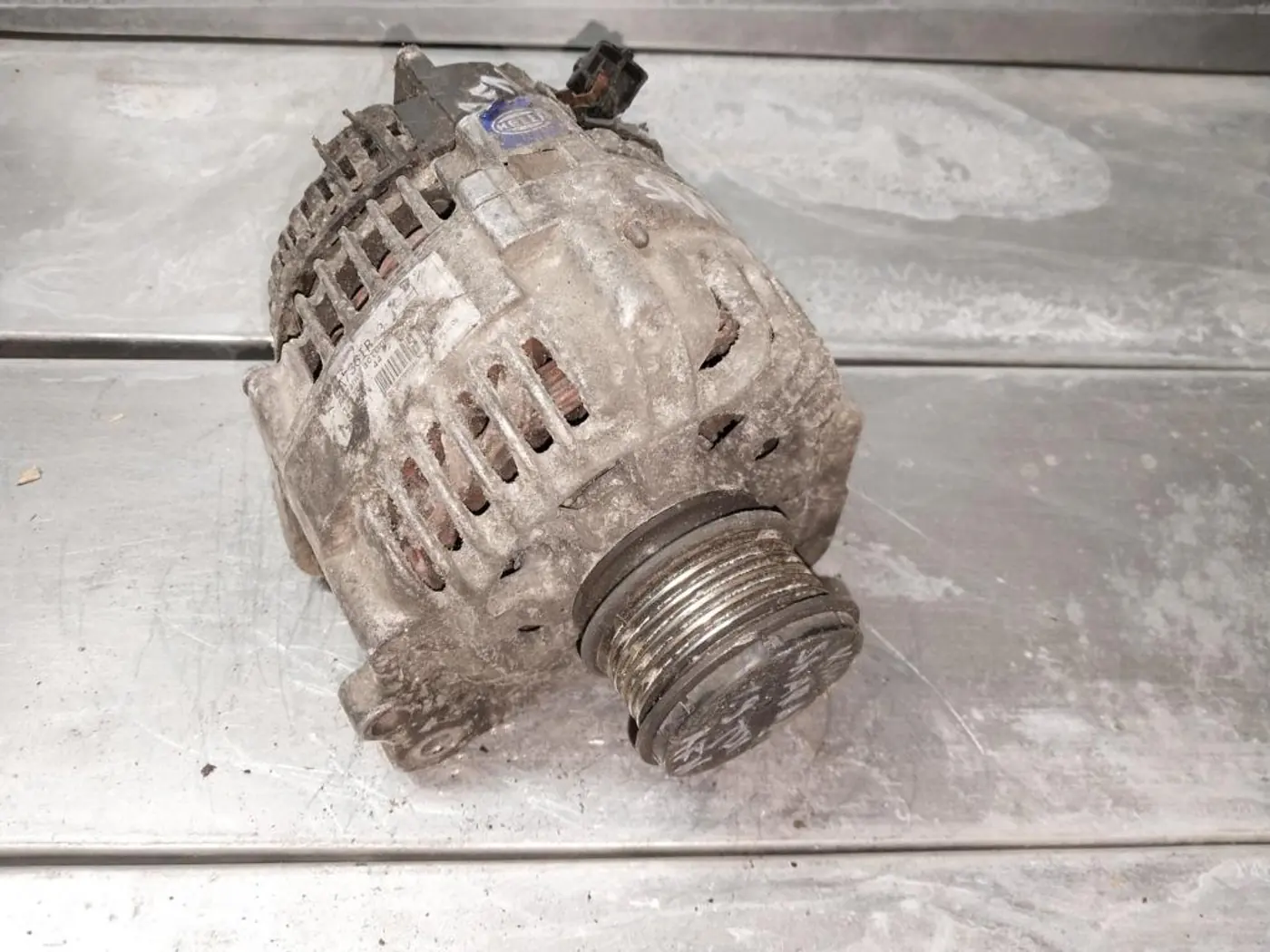 Генератор к Audi A3 1999