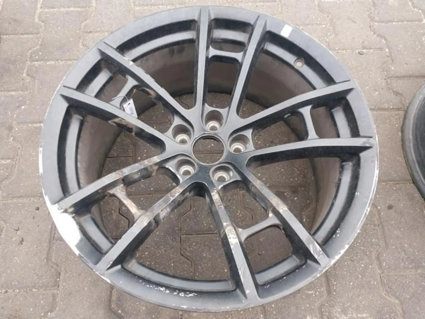 Диск литой к Dodge Challenger 2019