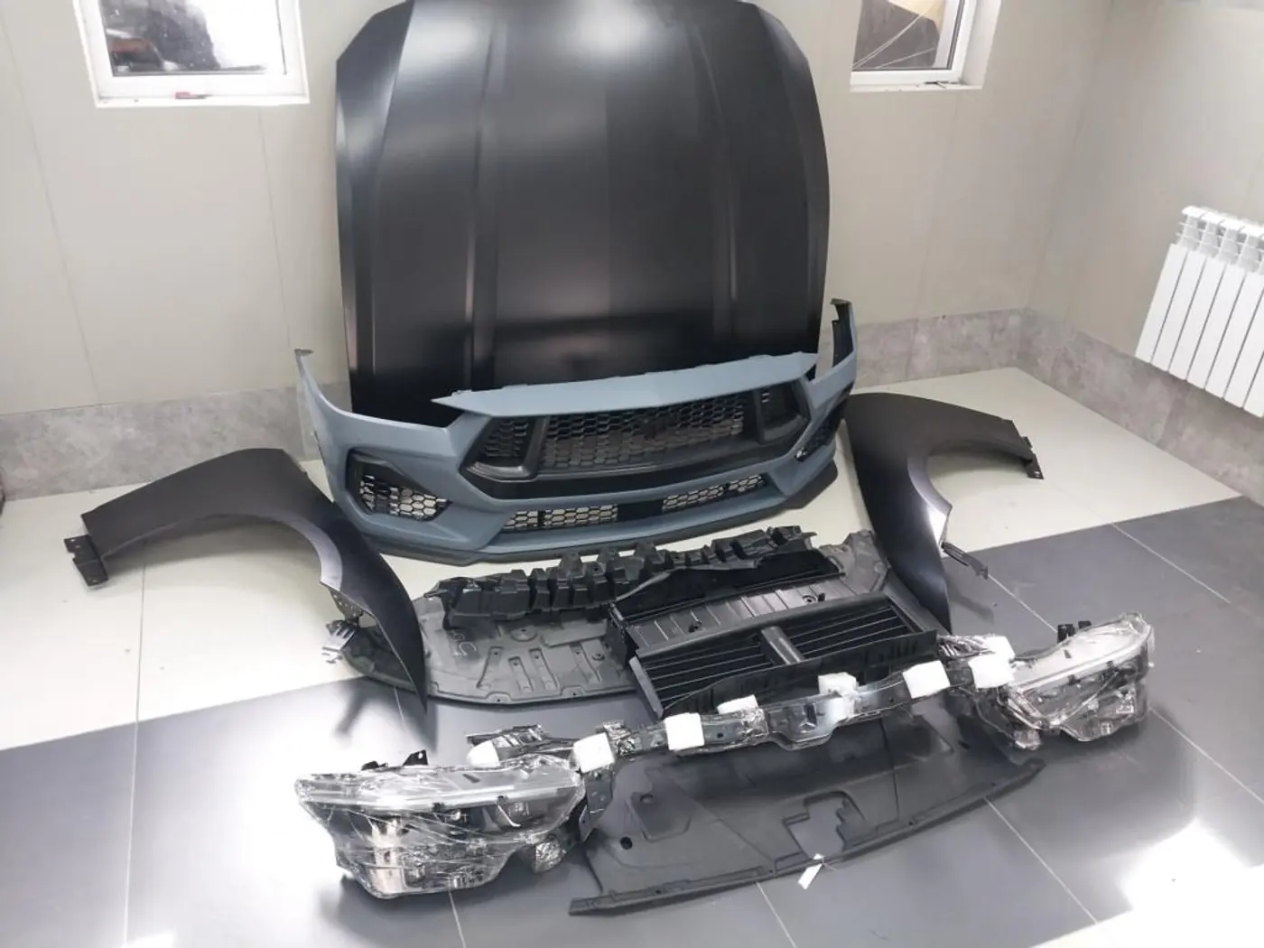 Крыло переднее левое к Ford Mustang 2025