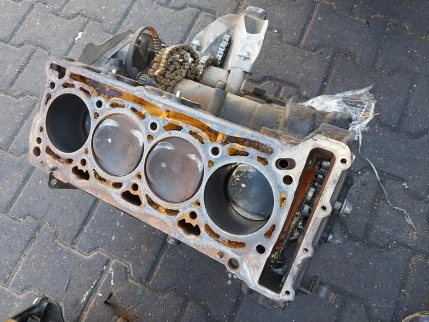 Блок цилиндров к Audi A4 2010