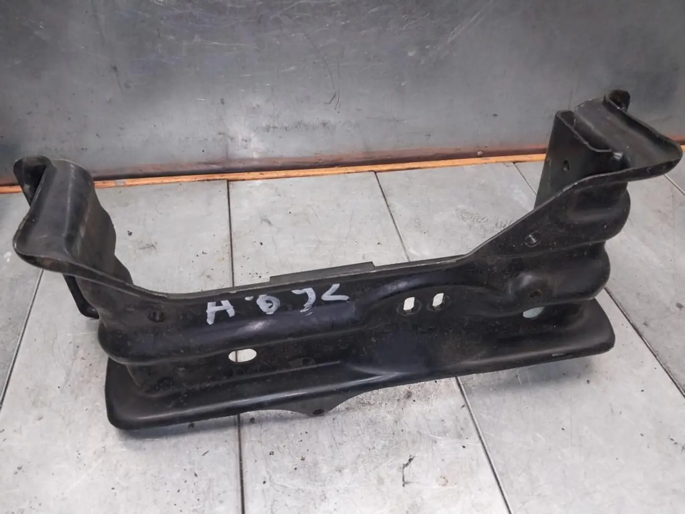 Кронштейн КПП к Jeep Grand Cherokee 2020