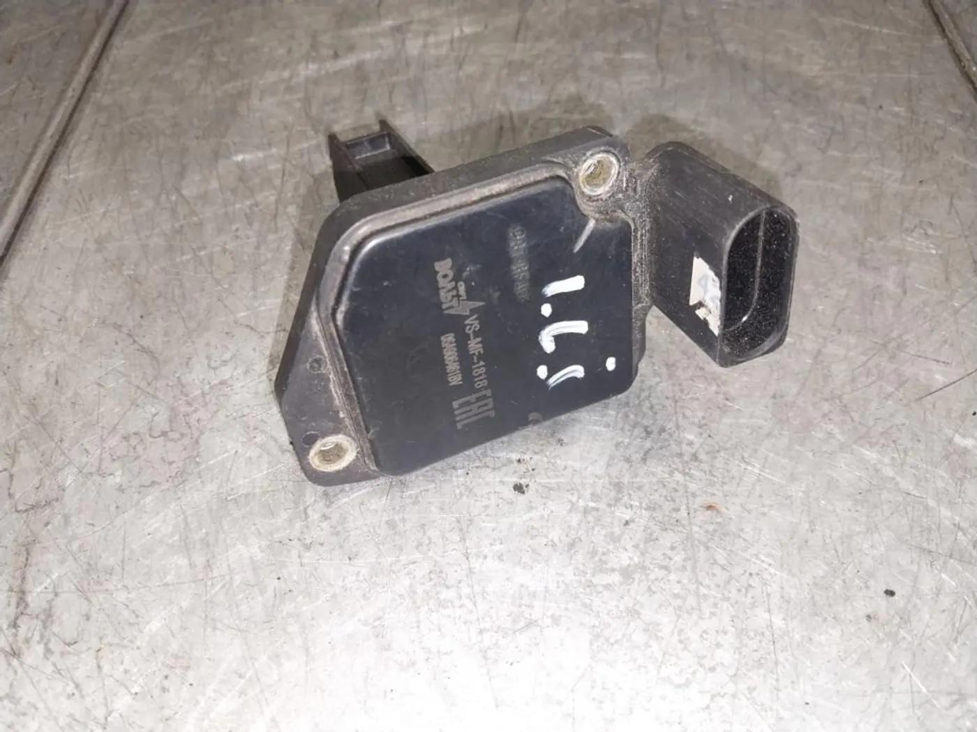 Расходомер воздуха к Audi A3 1999