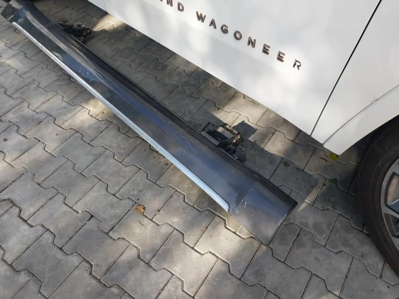 Подножка к Jeep Grand Wagoneer 2022