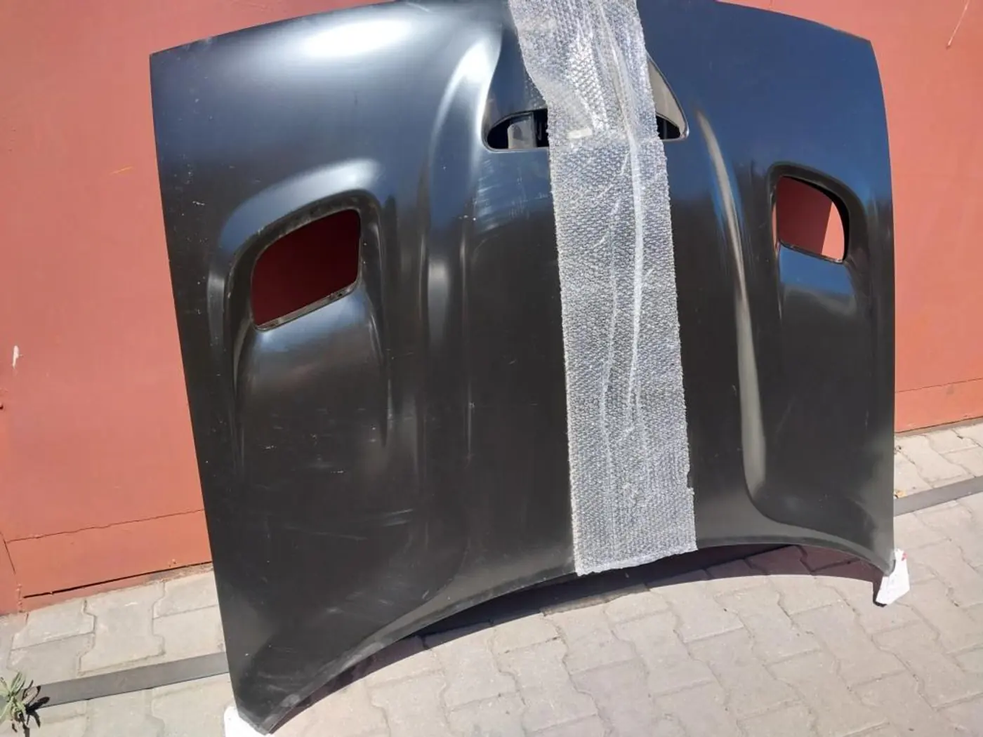Капот к Dodge Challenger 2019