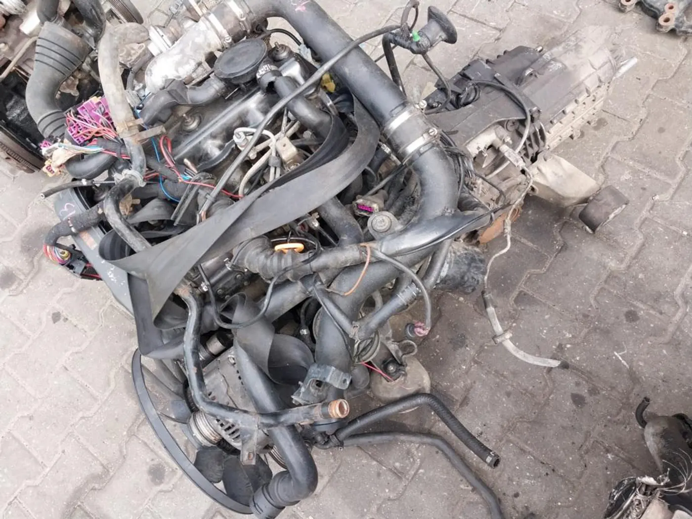Двигатель к Audi A6 1997