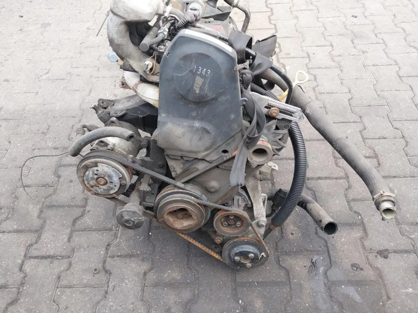 Двигатель к Audi 80 1993