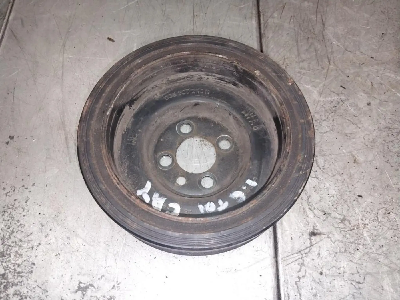 Шкив коленвала к Volkswagen Amarok 2010