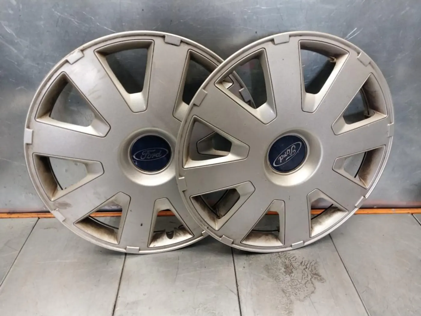 Колпак колесный к Ford Focus 2003