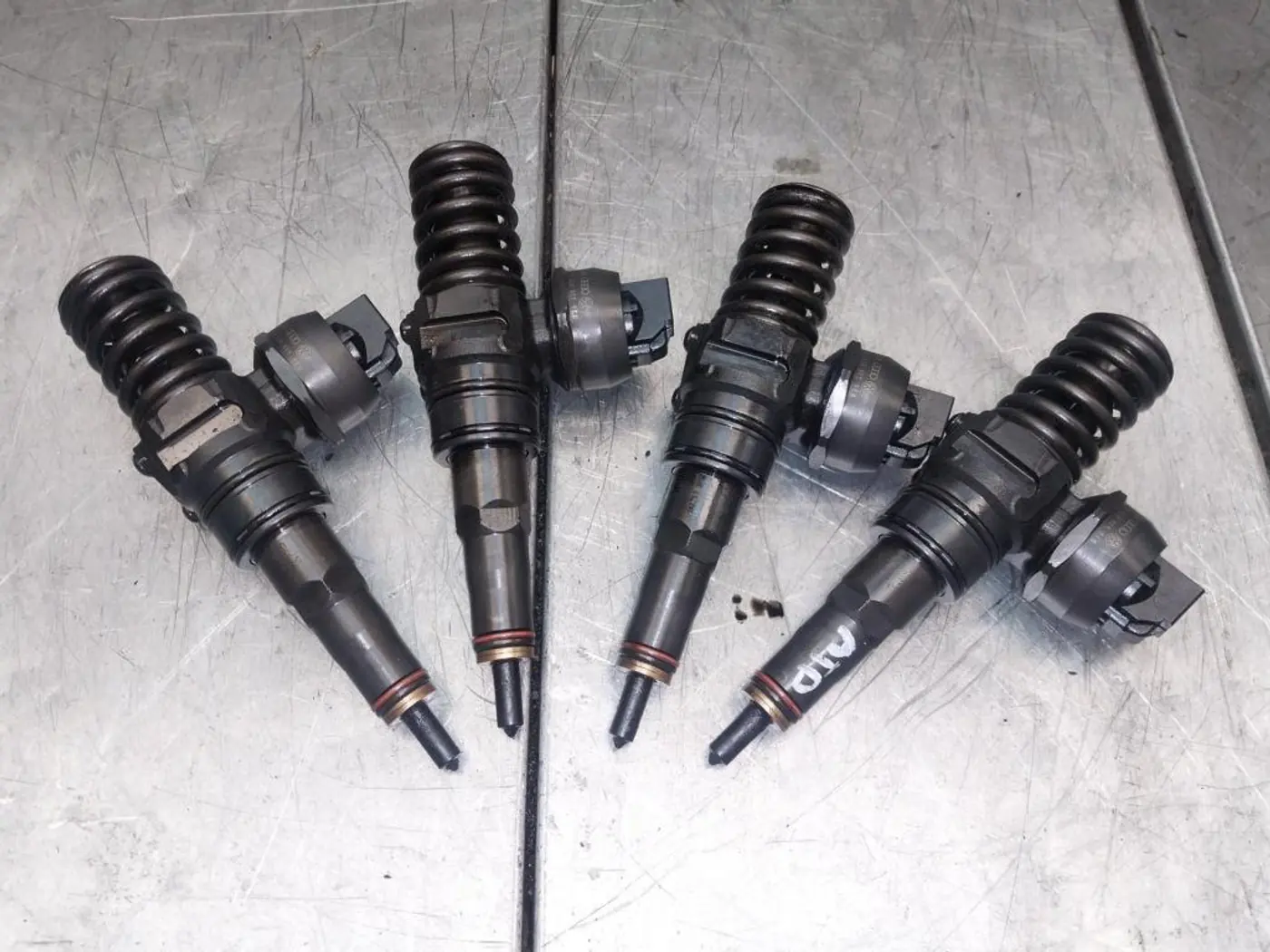 Форсунка к Volkswagen Bora 2003