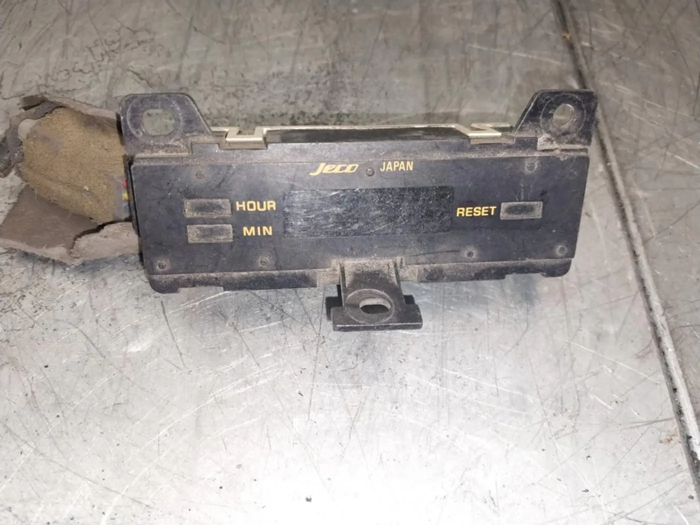 Часы к Mazda 626 1986
