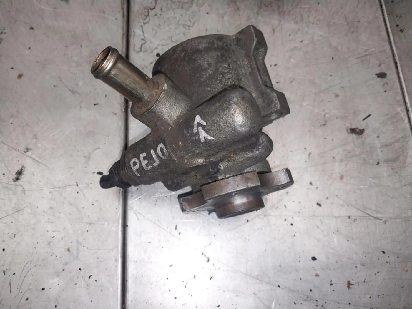 Насос гидроусилителя руля к Citroen C5 2001