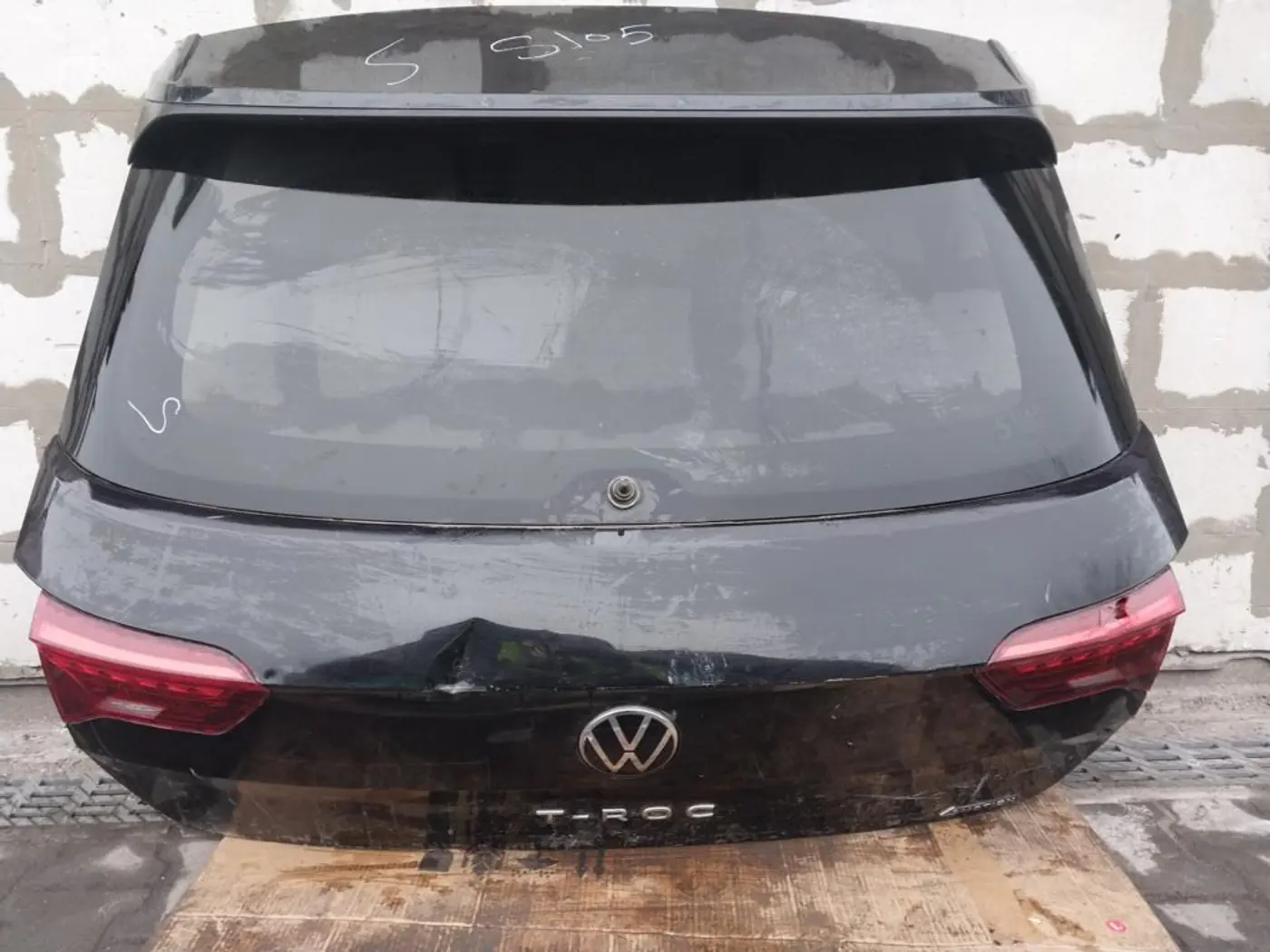 Крышка багажника (дверь 3-5) к Volkswagen T-Roc 2021