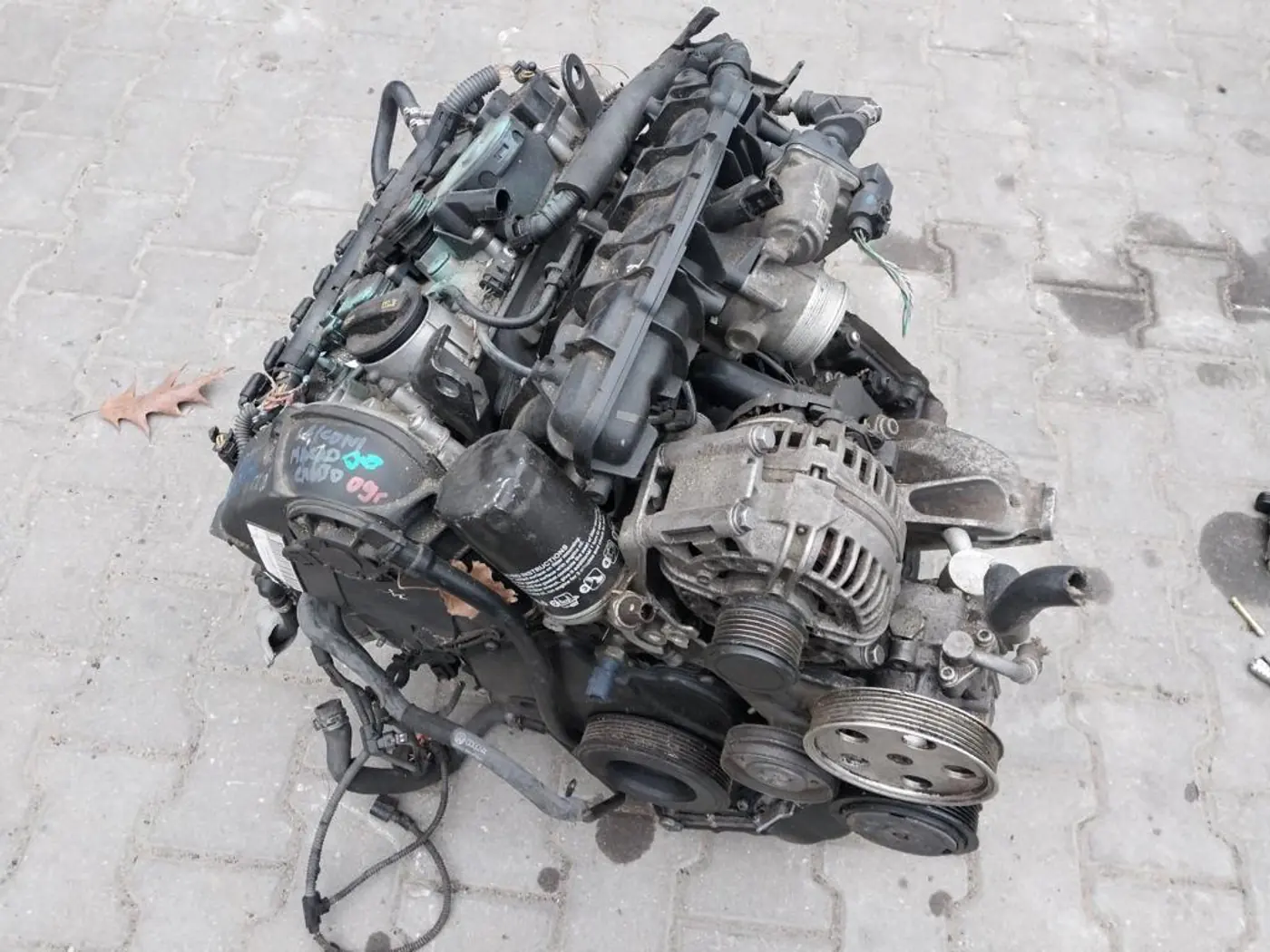 Двигатель к Audi A4 2009