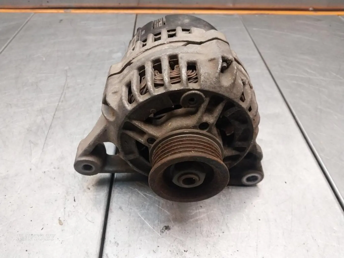 Генератор к Audi A4 1999