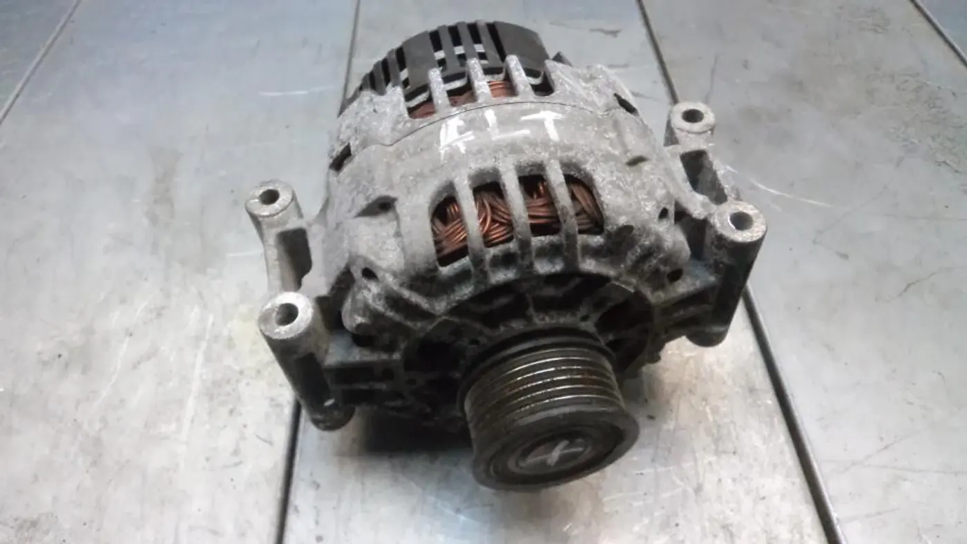 Генератор к Audi A4 2002