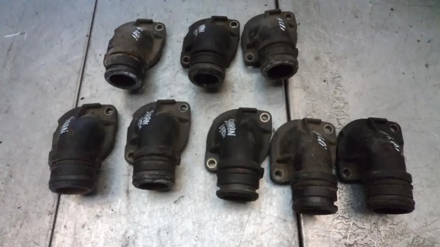 Корпус термостата к Volkswagen Passat 1997