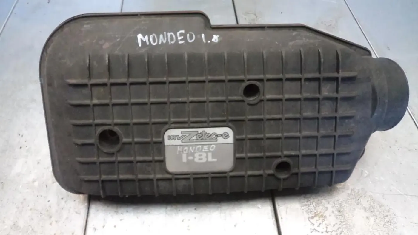 Корпус воздушного фильтра к Ford Mondeo 1995
