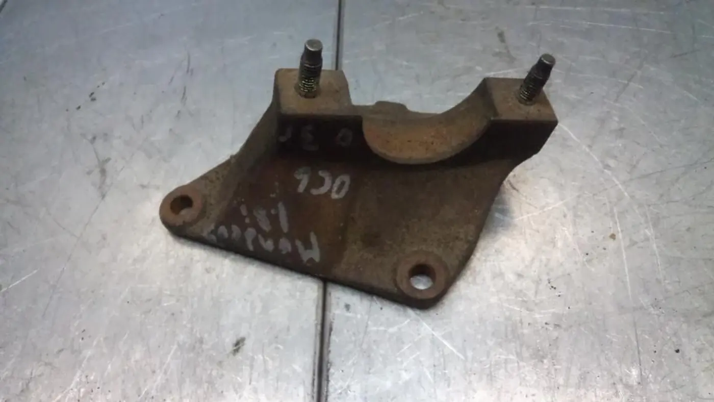 Кронштейн КПП к Ford Focus 2001