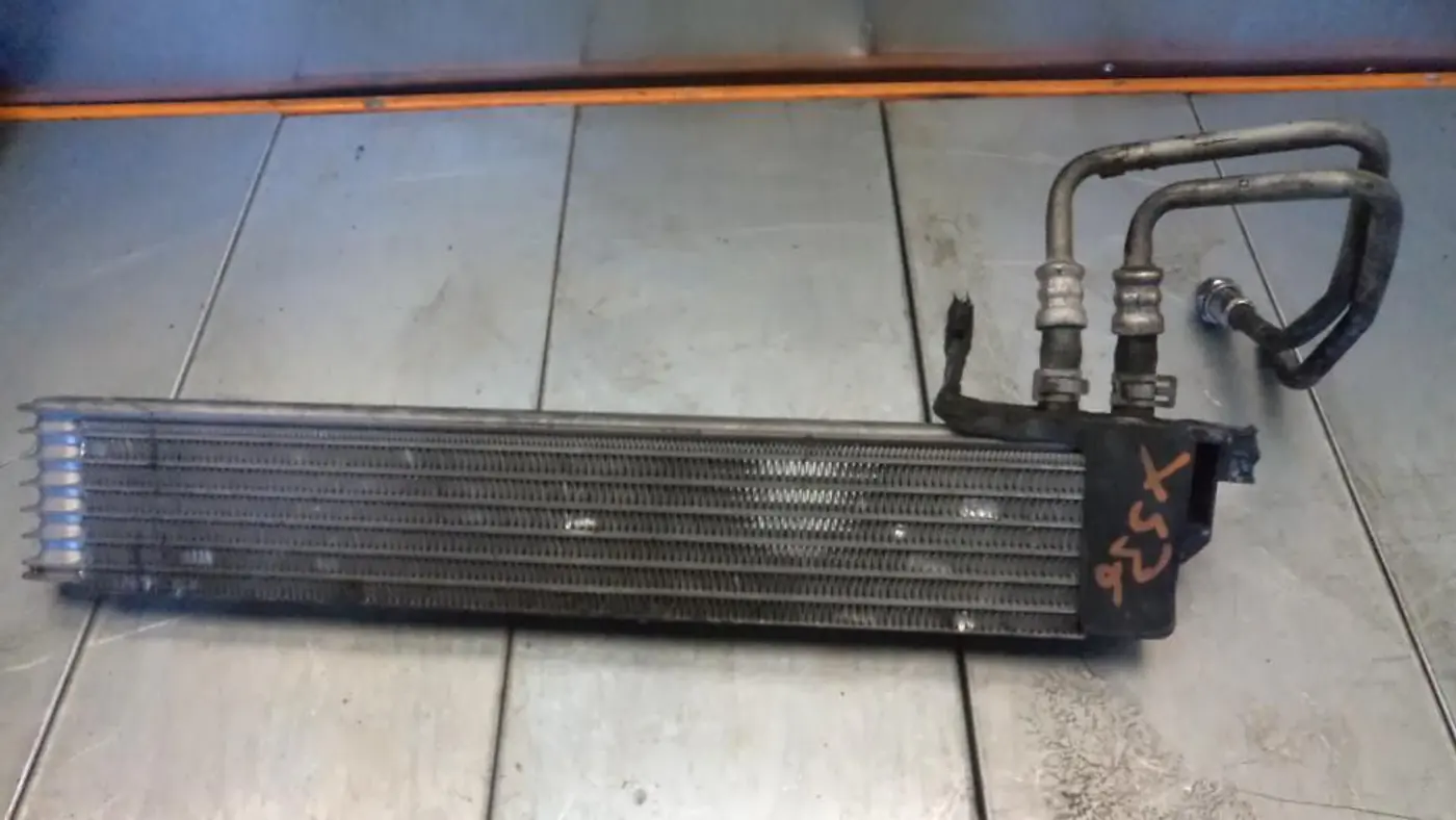 Радиатор масляный к Ford Mustang 2019